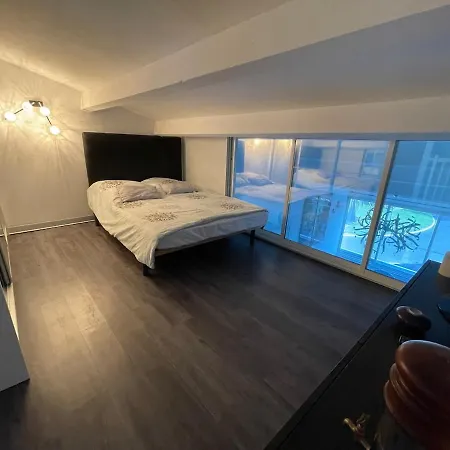 Modern And Luxurious Two Bedroom Apartment Agde